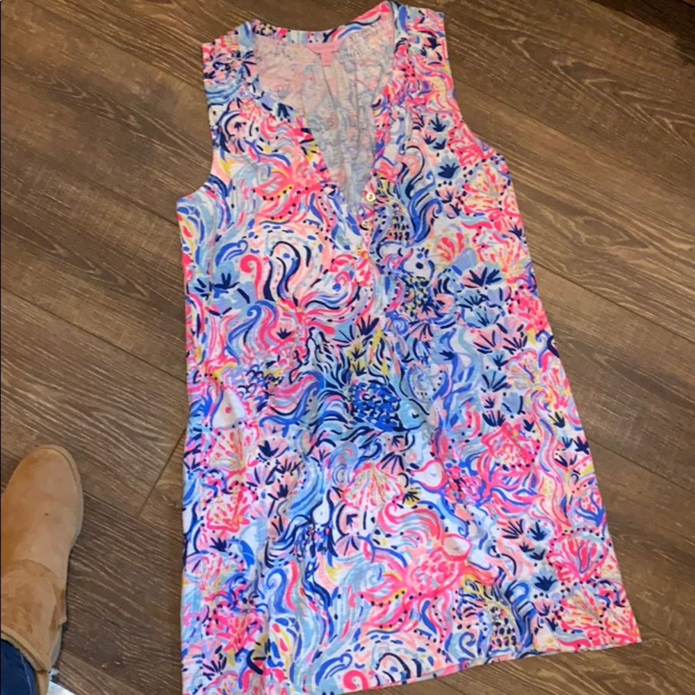 Lilly Pulitzer sleeveless t-shirt dress size M